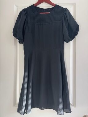 Madewell Flowy Short Puff Sleeve Dress